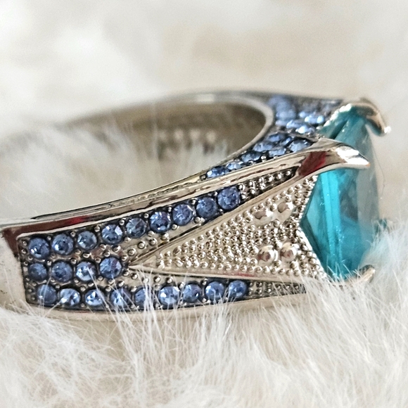 💍 Gorgeous Sterling Silver 925 & Gemstone Ring - Picture 2 of 5